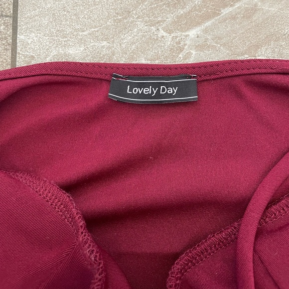 Lovely Day Formal Dress - Picture 3 of 3